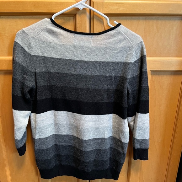 New Jones New York Luxe Cashmere sweater with tags - Picture 2 of 5